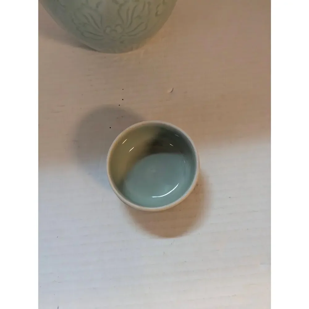 Vintage Chinese Celadon Ginger Jar Chinoiserie Pale Green Ceramic Urn Vase 6